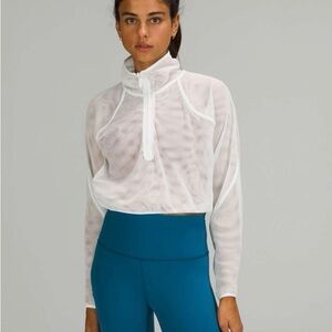 Lululemon Reversible Mesh 1/2 Zip Jacket White / Ocean Air